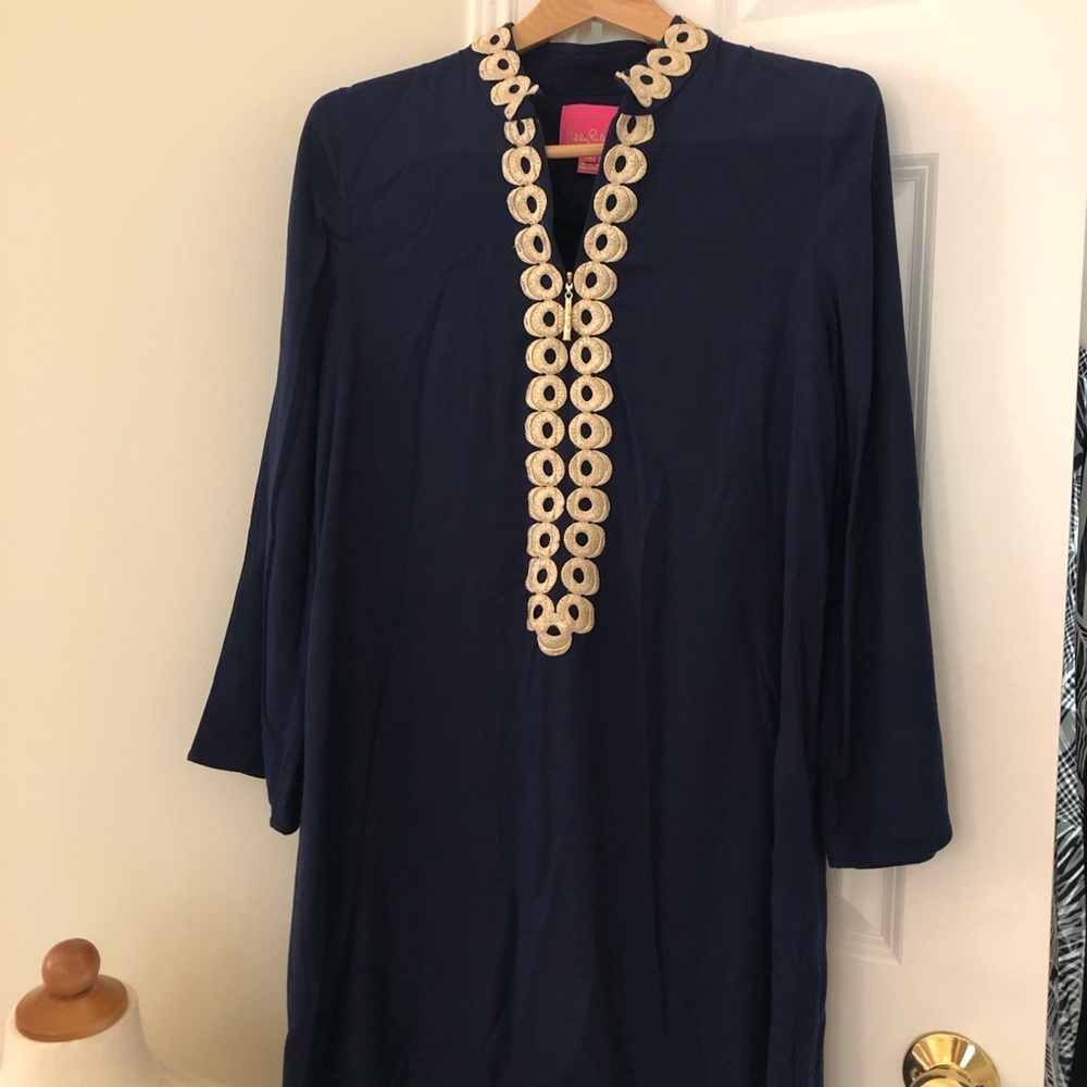 EUC Gracelynn Dresss. Navy and gold